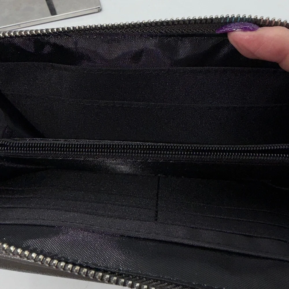 Tahari Gray Wristlet Wallet RFID Identity Protect Zip Around Clutch